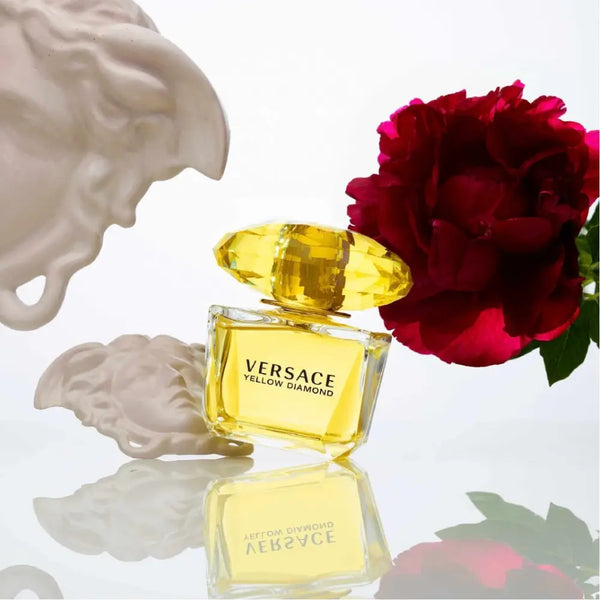 Versace Yellow Diamond Coffret Eau de Toilette 50ml Versace - Beauty Affairs 2