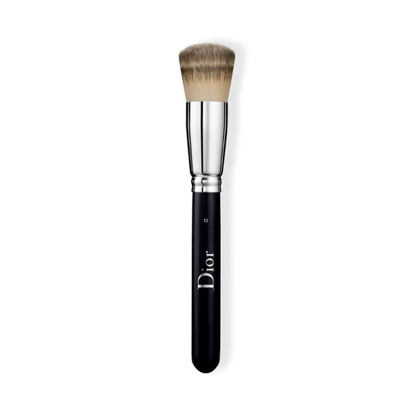 Dior Backstage Full Coverage Fluid Foundation Brush N°12 - Beauty Affairs1