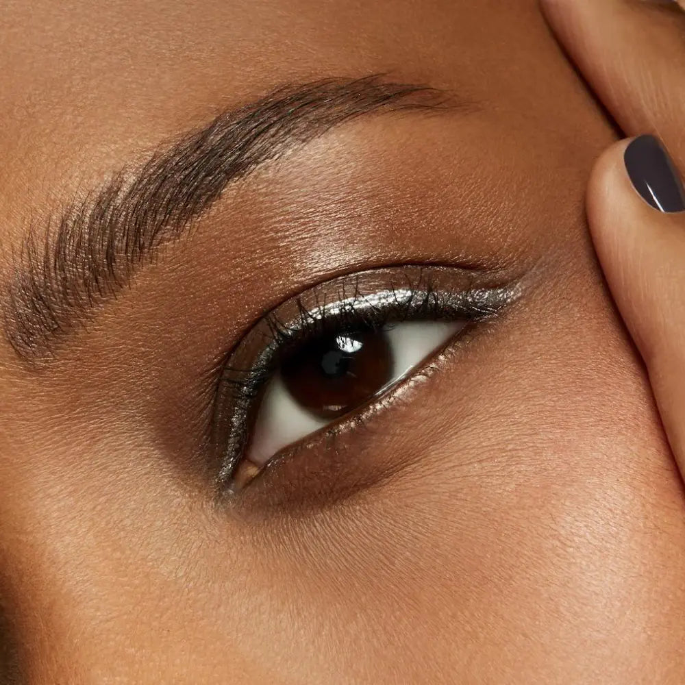 MAC リキッドラスト 24 時間防水ライナー 2.5ml – Beauty Affairs JP